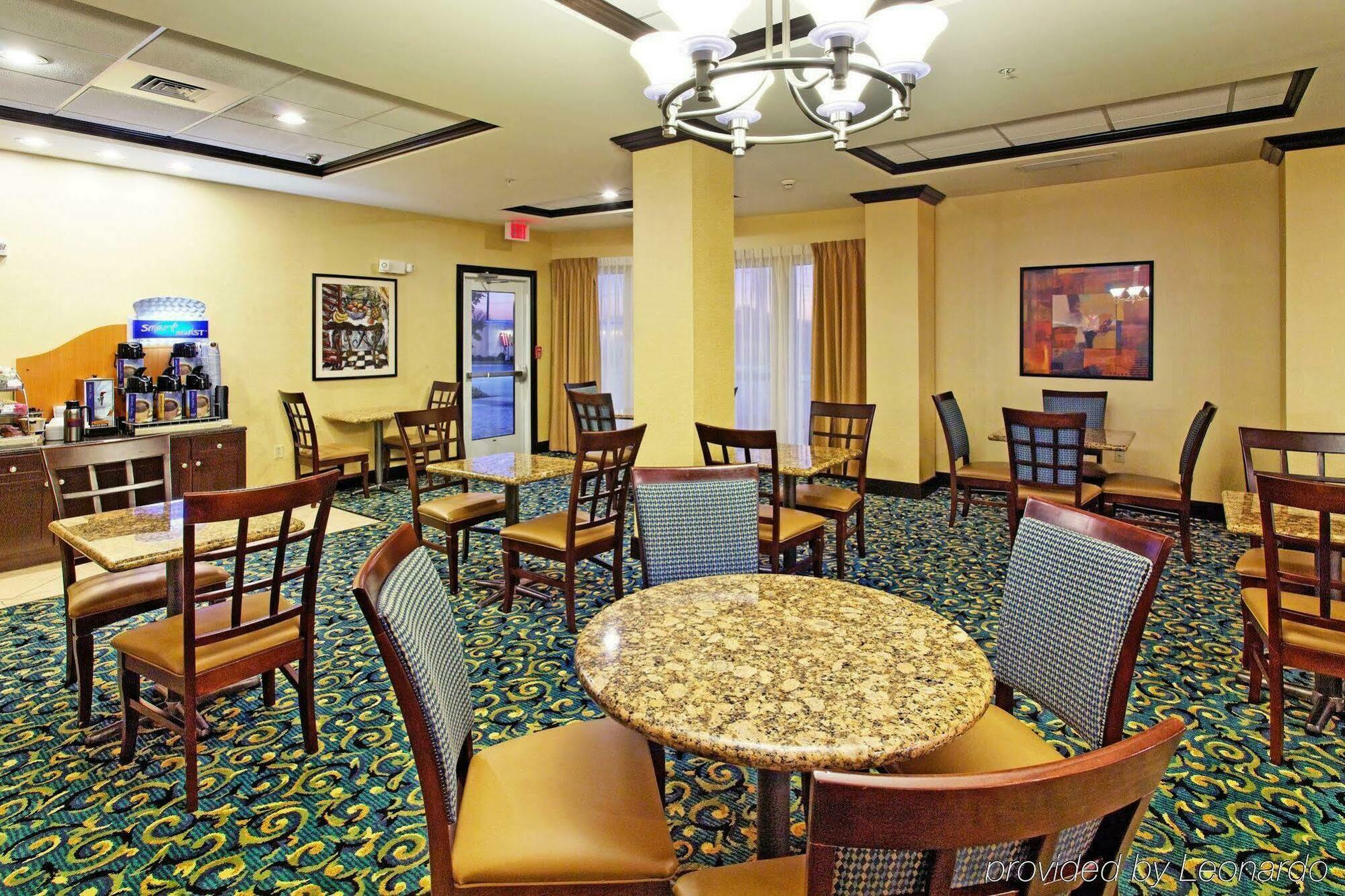 Holiday Inn Express & Suites Cookeville By Ihg Ресторан фото